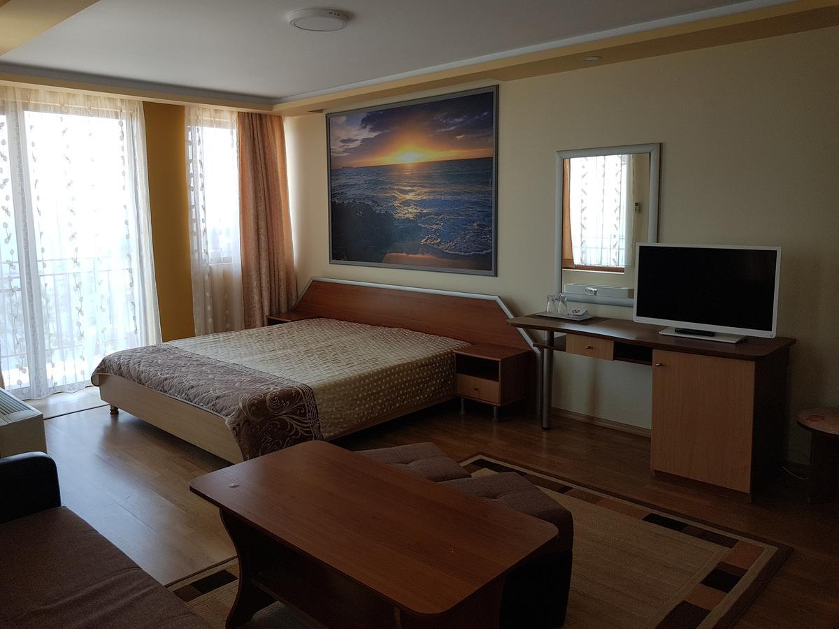 Guest House Ianis Paradise Nesebar Ngoại thất bức ảnh