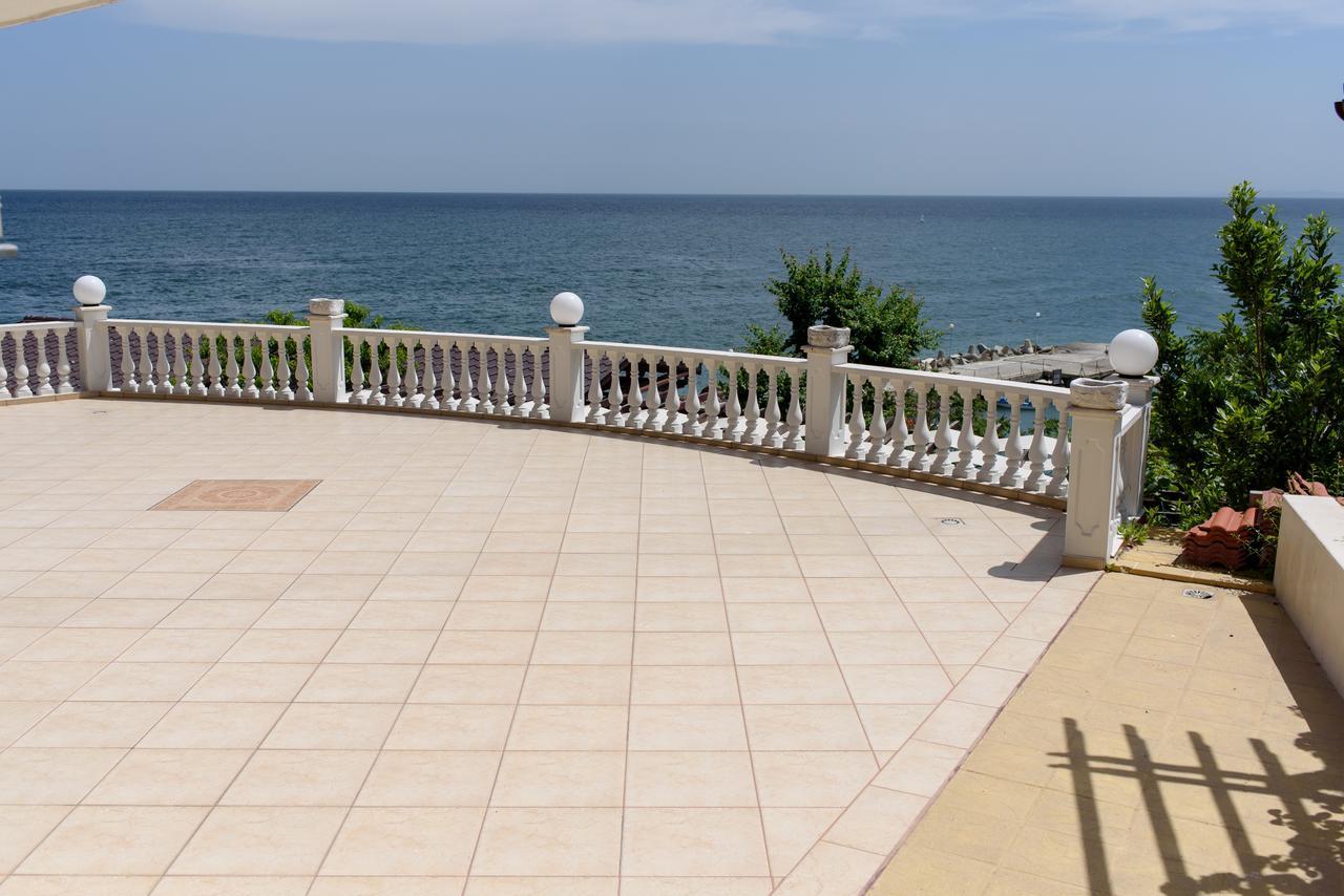 Guest House Ianis Paradise Nesebar Ngoại thất bức ảnh